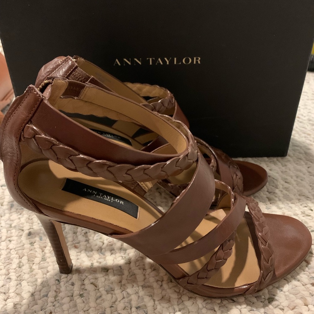 Anne Taylor strapped heels w/ zipper back closure